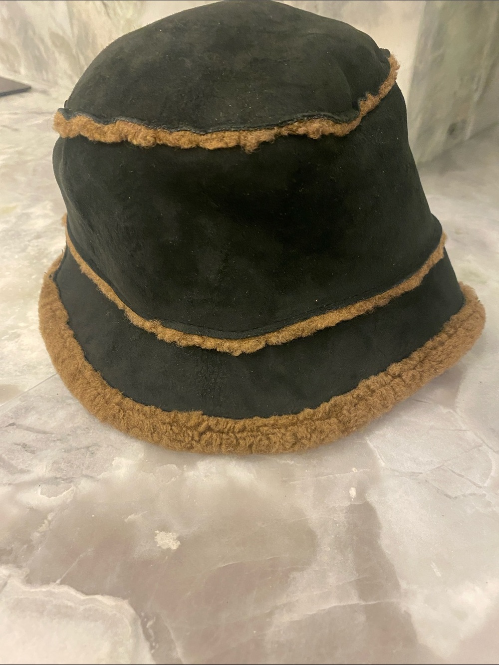 Saks Fifth Avenue Black Suede Bucket Hat w/ Brown Shearling lined inside &trim.